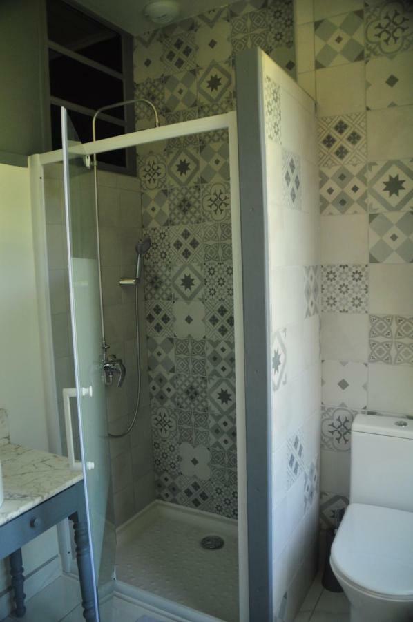 Bed and Breakfast Loustalneou Saint-Pierre-de-Clairac Екстер'єр фото