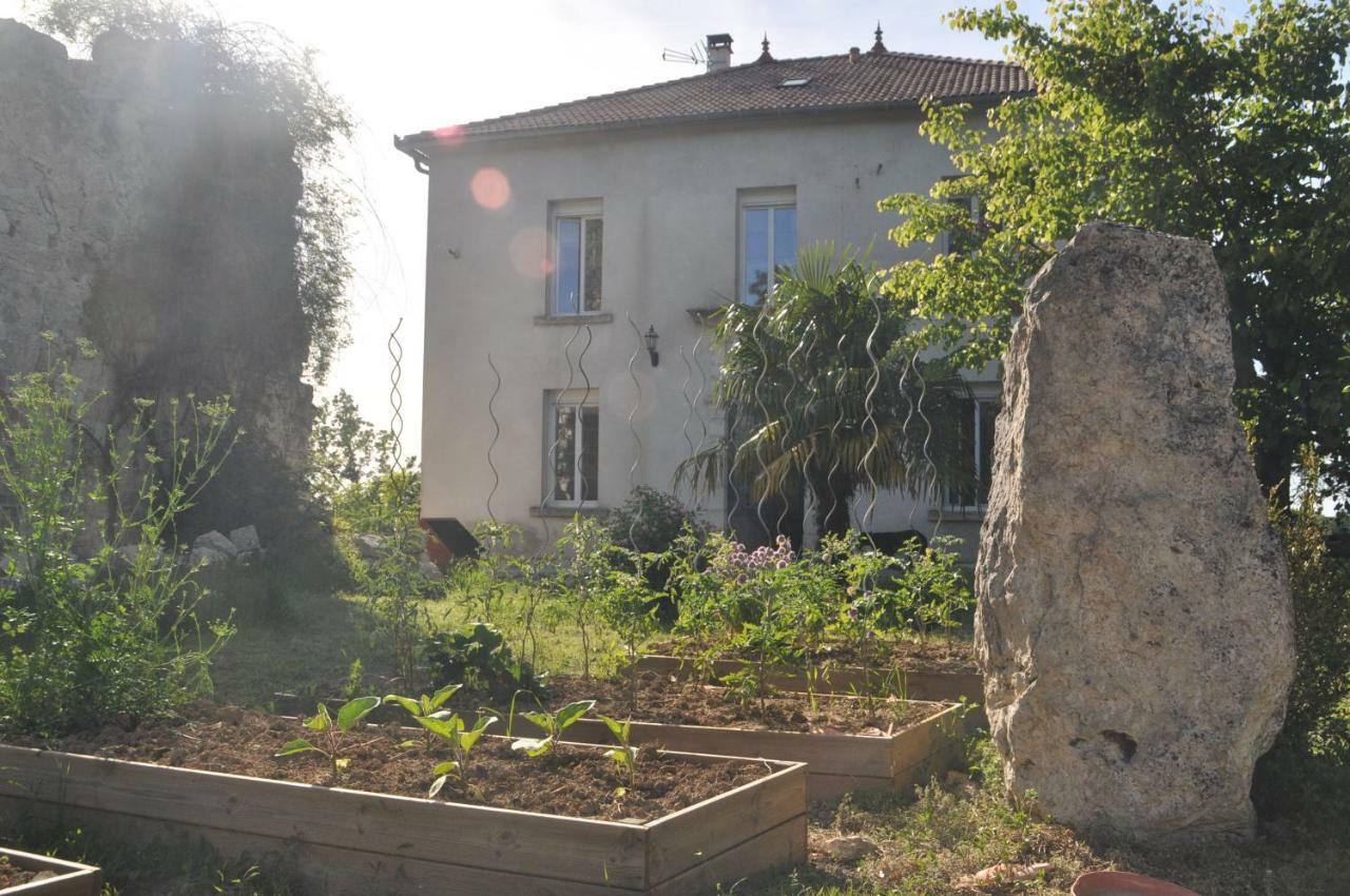Bed and Breakfast Loustalneou Saint-Pierre-de-Clairac Екстер'єр фото