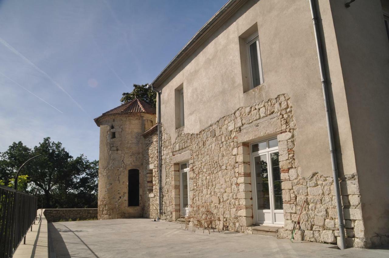 Bed and Breakfast Loustalneou Saint-Pierre-de-Clairac Екстер'єр фото