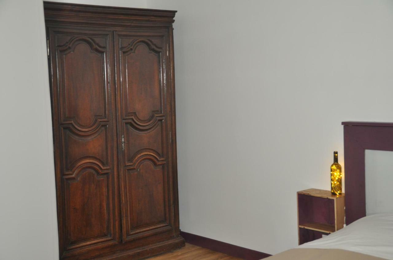Bed and Breakfast Loustalneou Saint-Pierre-de-Clairac Екстер'єр фото