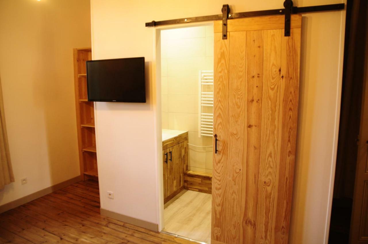 Bed and Breakfast Loustalneou Saint-Pierre-de-Clairac Екстер'єр фото