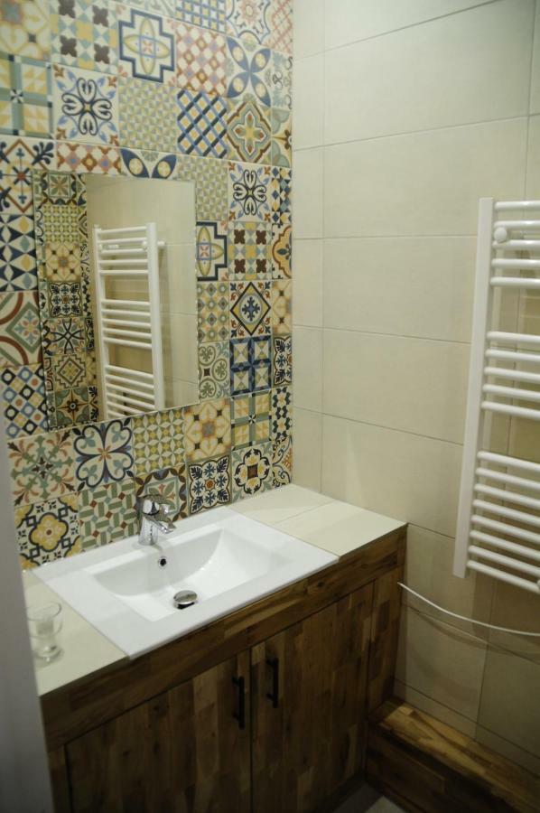 Bed and Breakfast Loustalneou Saint-Pierre-de-Clairac Екстер'єр фото